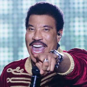 Lionel Richie Net Worth